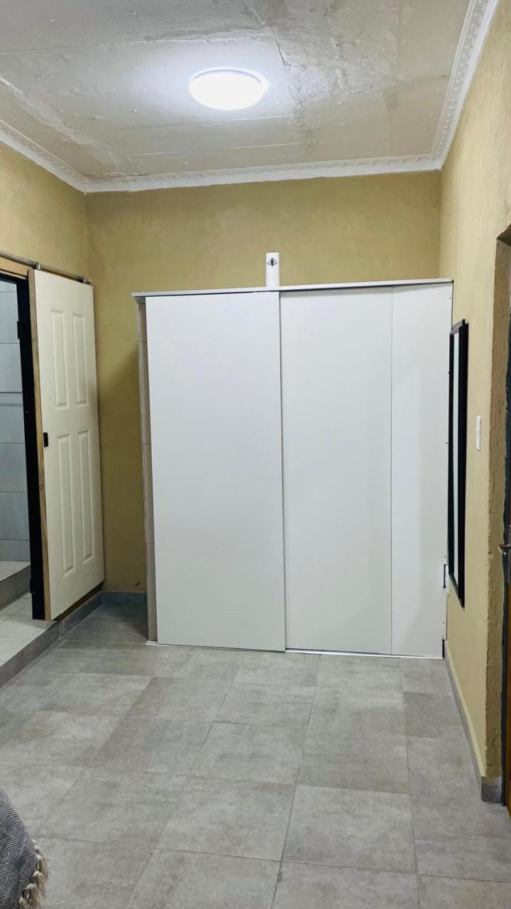 נלספרויט Naldorado Executive Villa מראה חיצוני תמונה